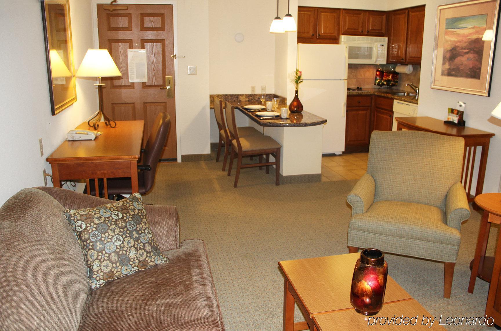 Staybridge Suites Lincoln I-80, An Ihg Hotel Exterior foto